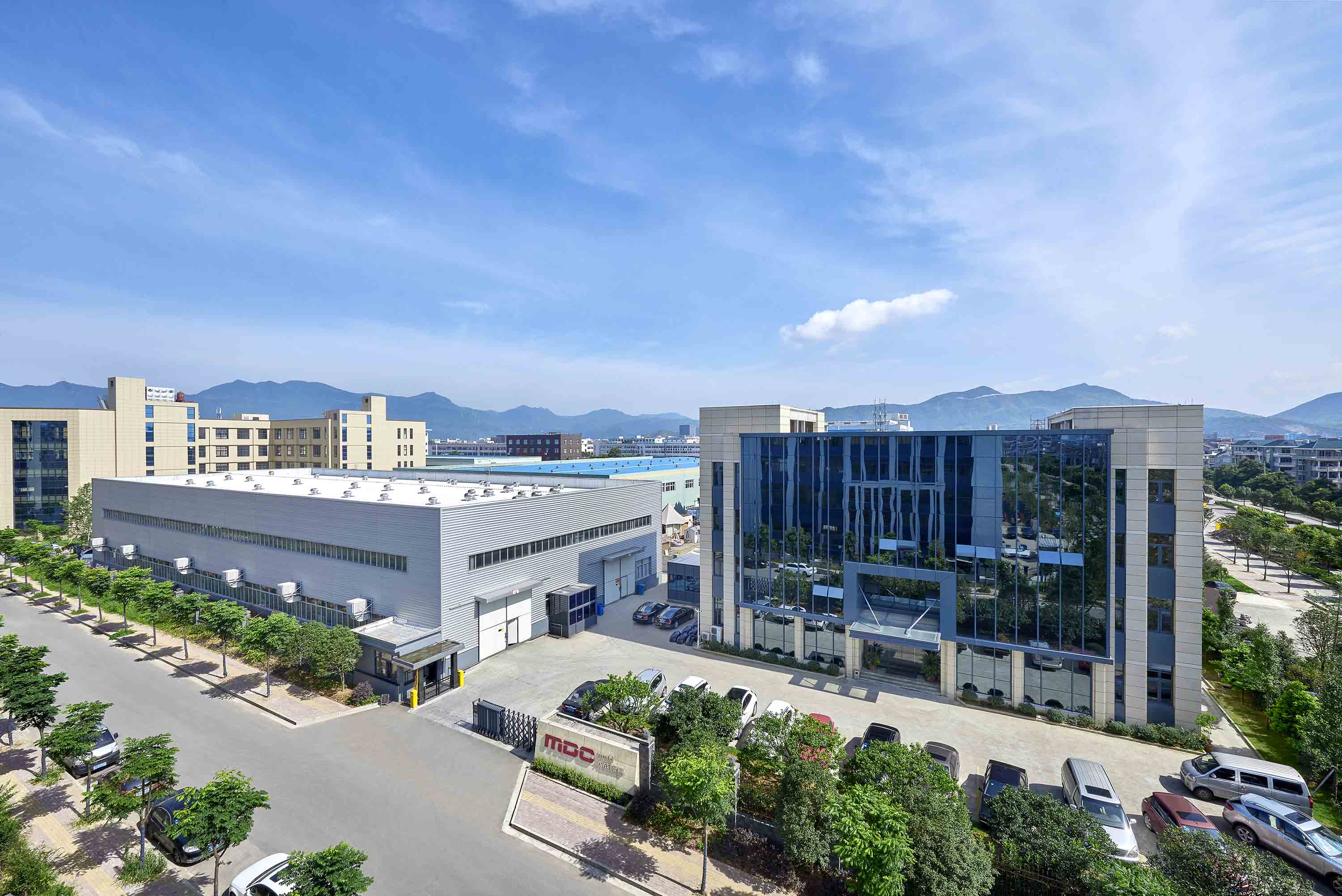 怎樣在浙江找到一家專業的SMC模具供應商?