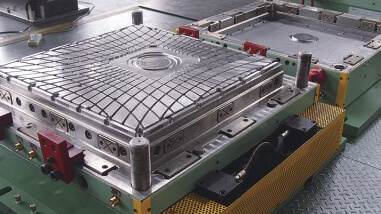 橡膠模壓模塑：工藝、優(yōu)點(diǎn)與應(yīng)用